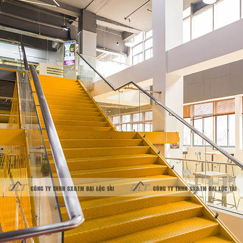 Cầu Thang Kính (3)