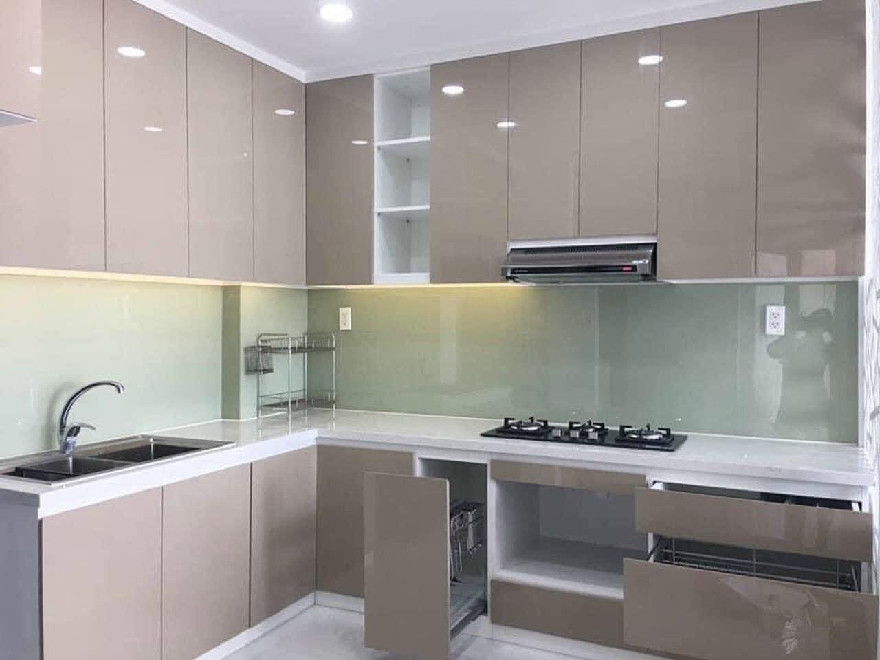 Tủ bếp cánh kính mẫu 1 Tủ bếp cánh kính mẫu 1