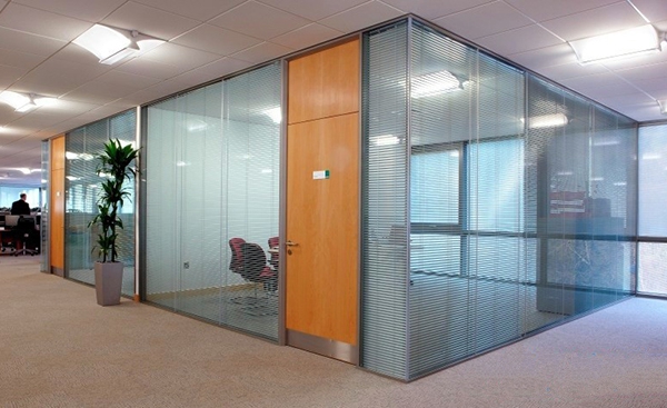 Vách ngăn nhôm kính mẫu 1 Vách ngăn nhôm kính mẫu 1